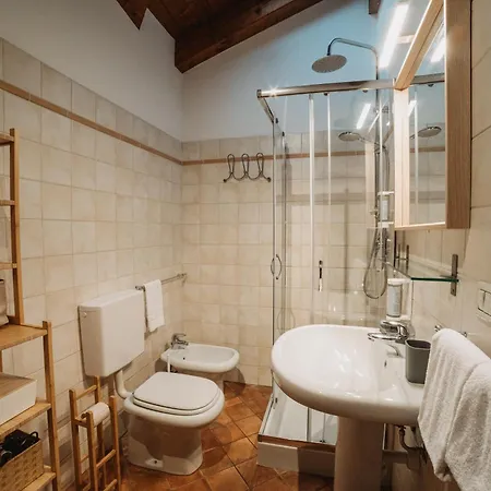 Maison Petit Rouge By Hili 아오스타